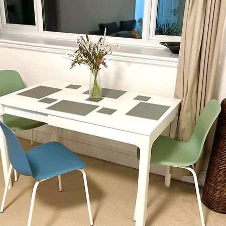 Sea View Family Stay By Beach Gym & Parking Bournemouth Kültér fotó