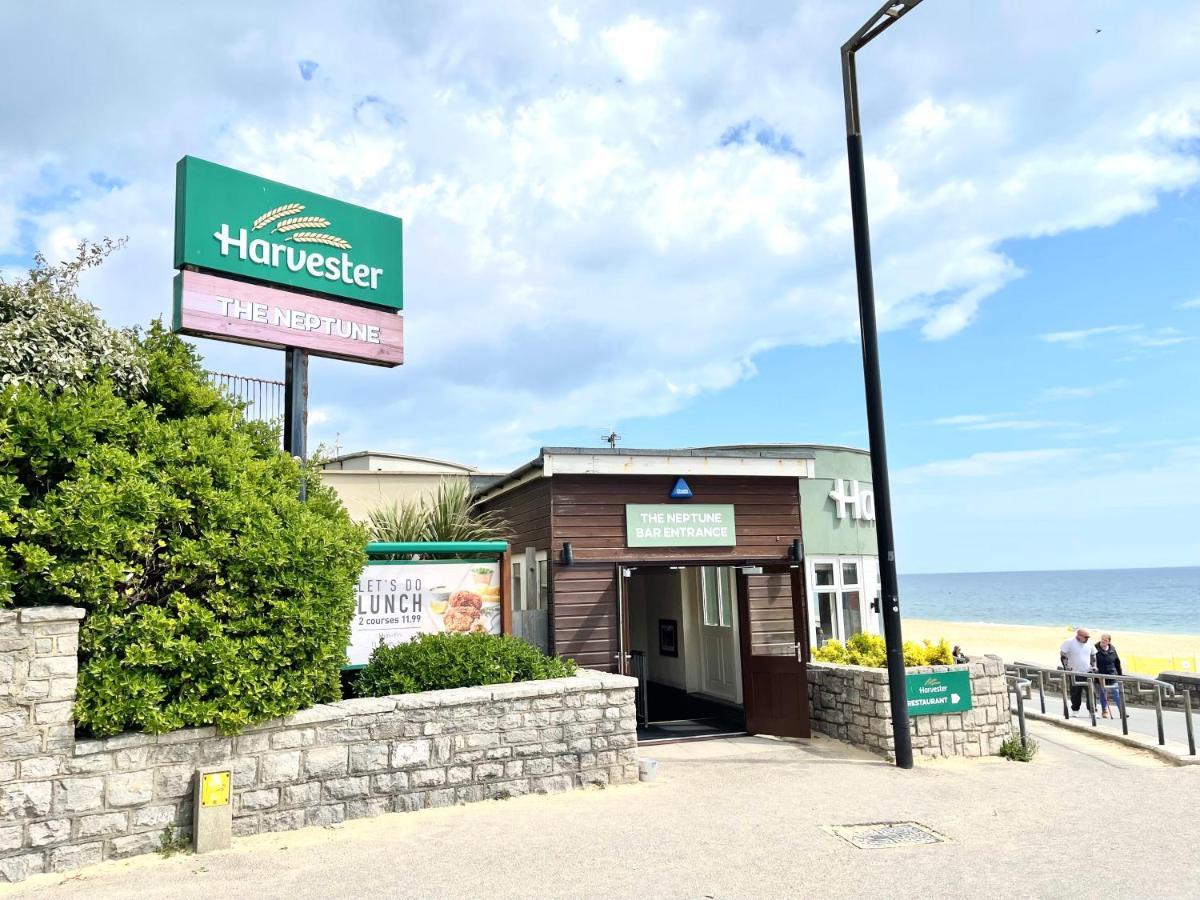 Sea View Family Stay By Beach Gym & Parking Bournemouth Kültér fotó