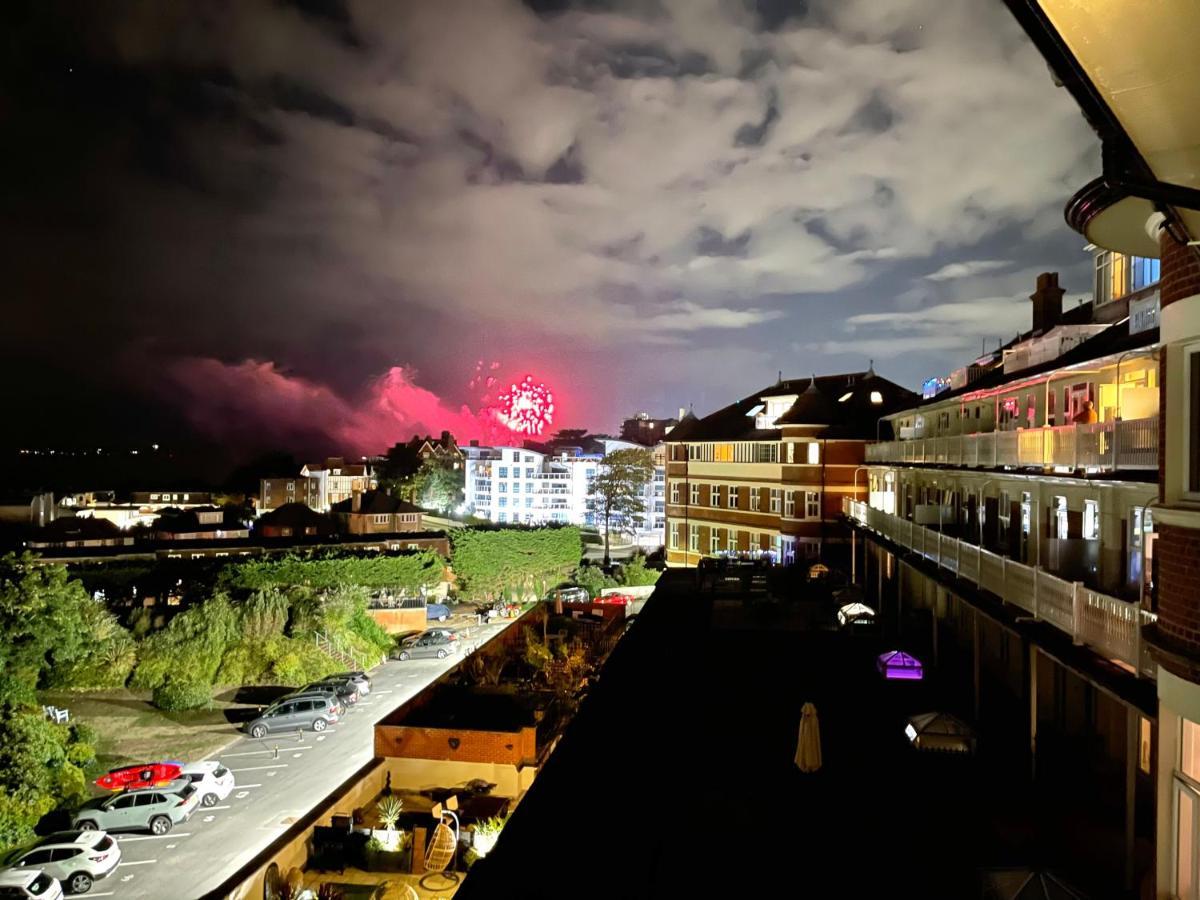 Sea View Family Stay By Beach Gym & Parking Bournemouth Kültér fotó