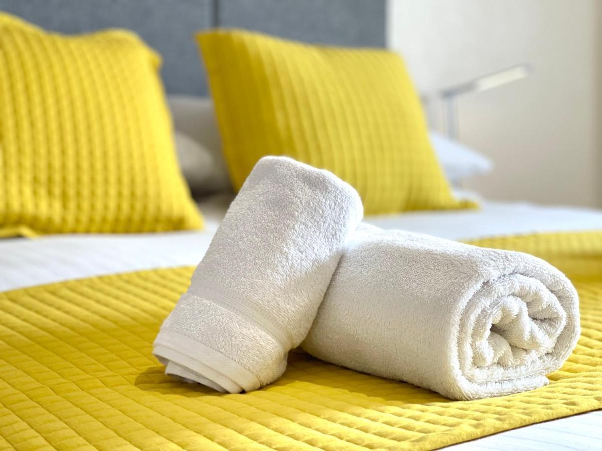Sea View Family Stay By Beach Gym & Parking Bournemouth Kültér fotó