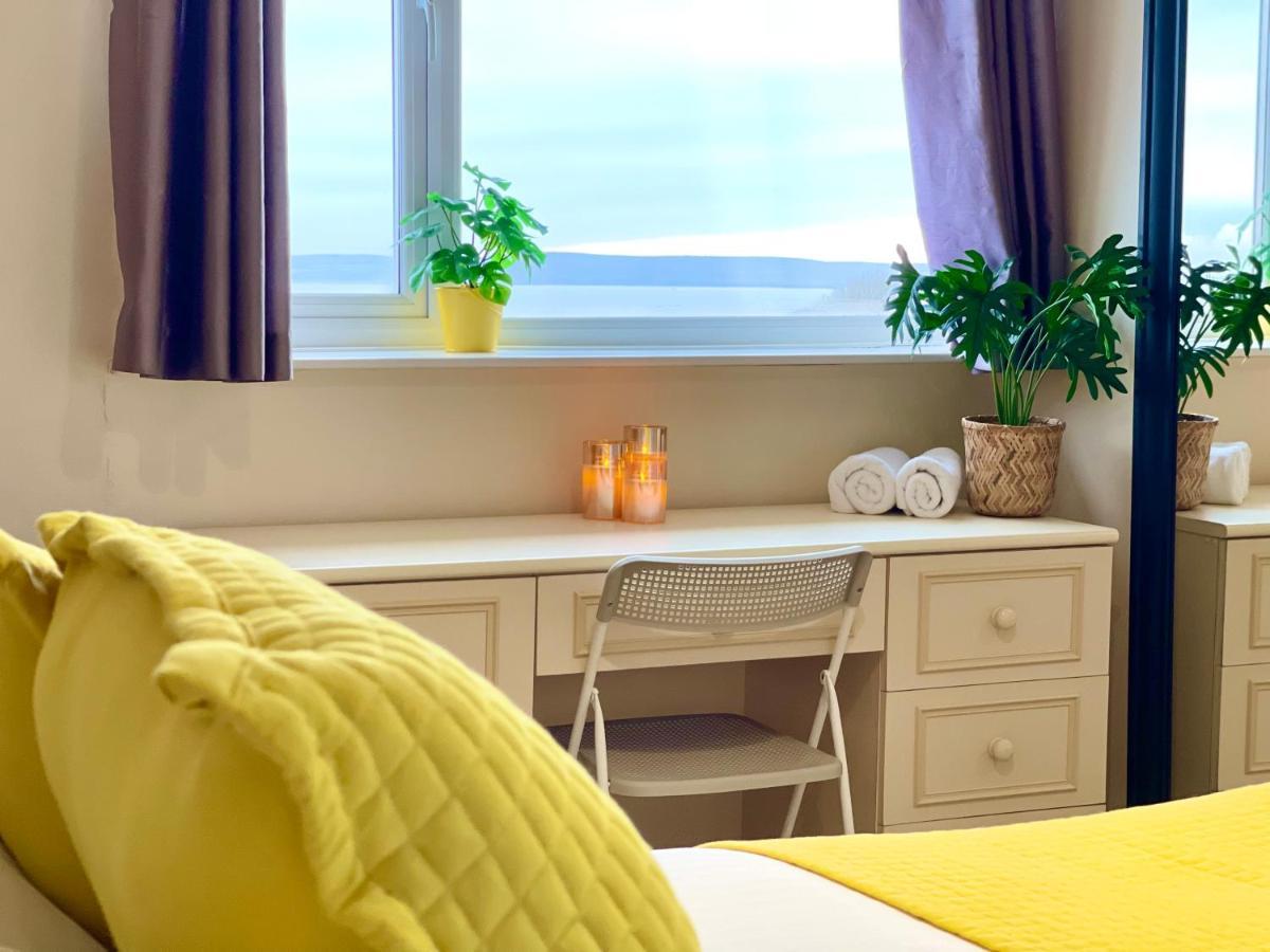 Sea View Family Stay By Beach Gym & Parking Bournemouth Kültér fotó