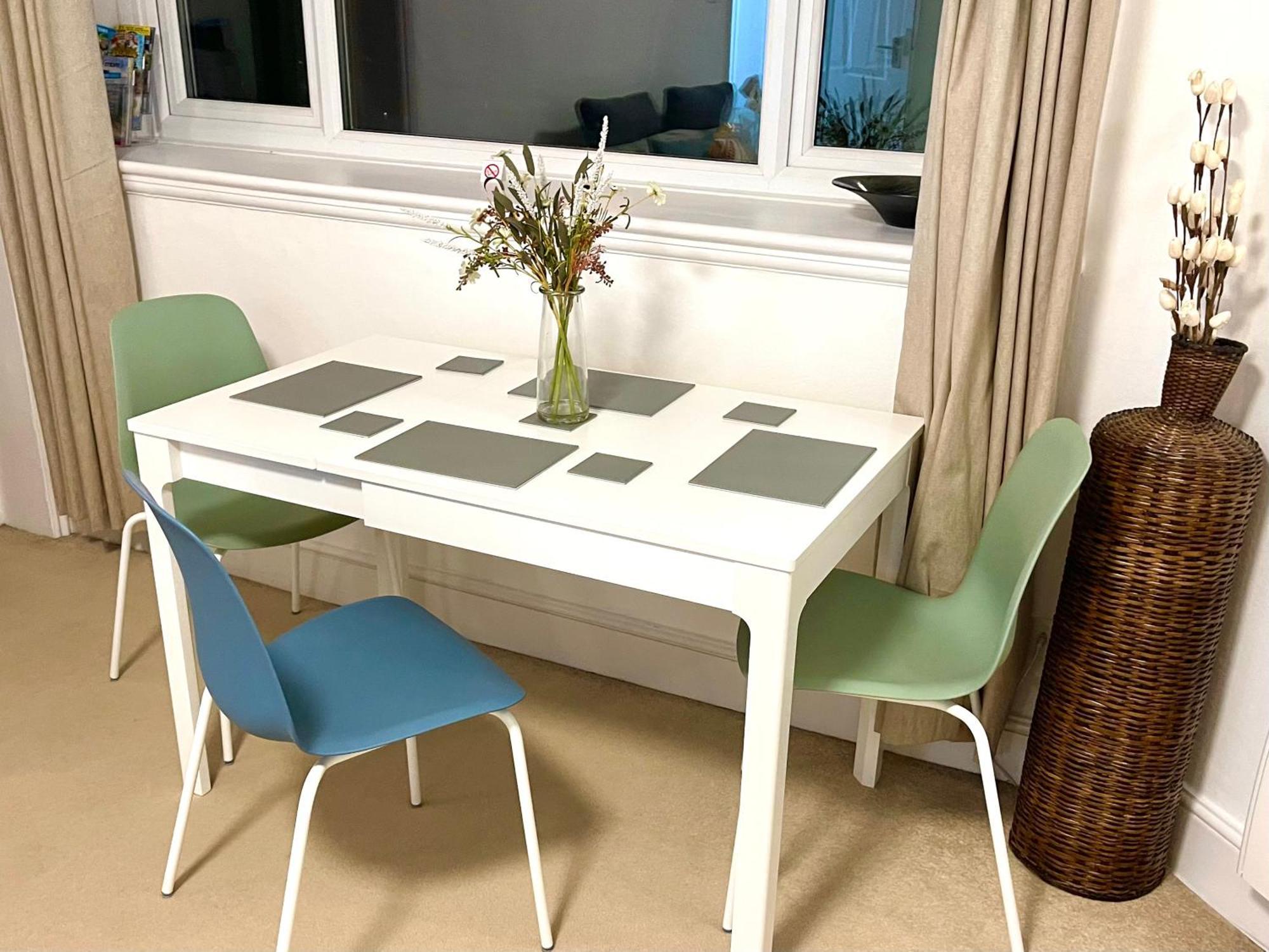 Sea View Family Stay By Beach Gym & Parking Bournemouth Kültér fotó
